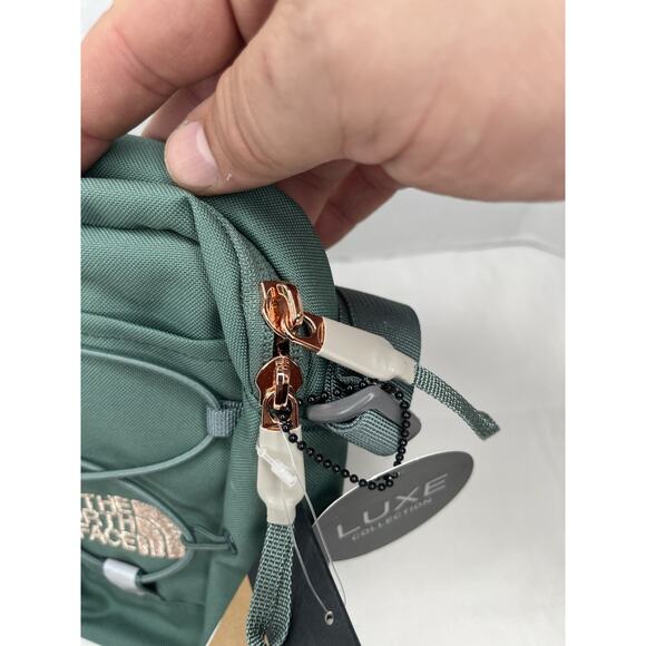 The North Face Jester Crossbody Luxe Bag Dark Sage(Green)/Burnt Gold New W Tags - Picture 6 of 11